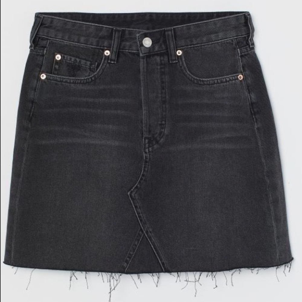 Black Denim Washed Raw Hem Mini Jean Skirt